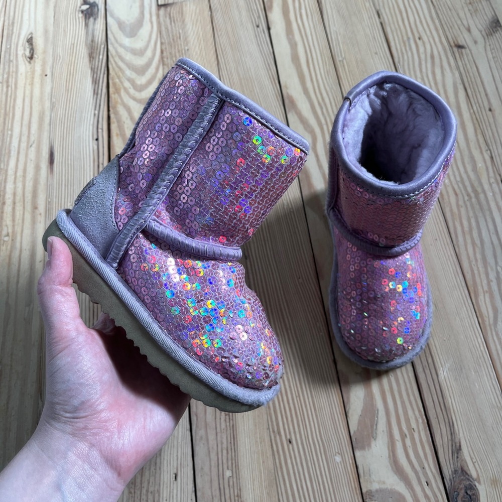 UGG Classic Short Sequin Boots Toddler 8 Pink Iridescent Sparkle 1112247T